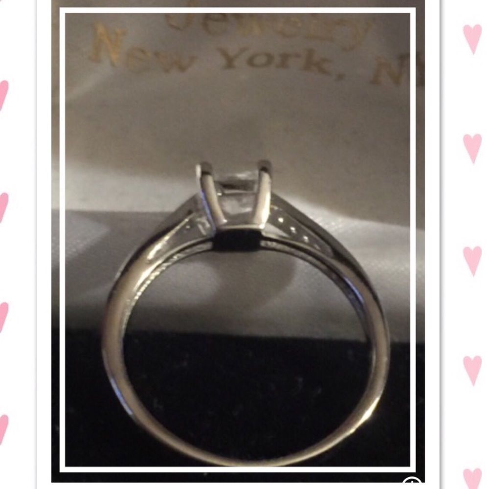 WHITE SAPPHIRE ENGAGEMENT RING NEW SIZE 7 NEW - Picture 9 of 13